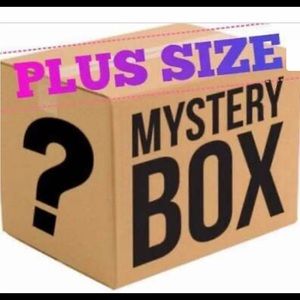 3 XXXL items (at least one will have tags